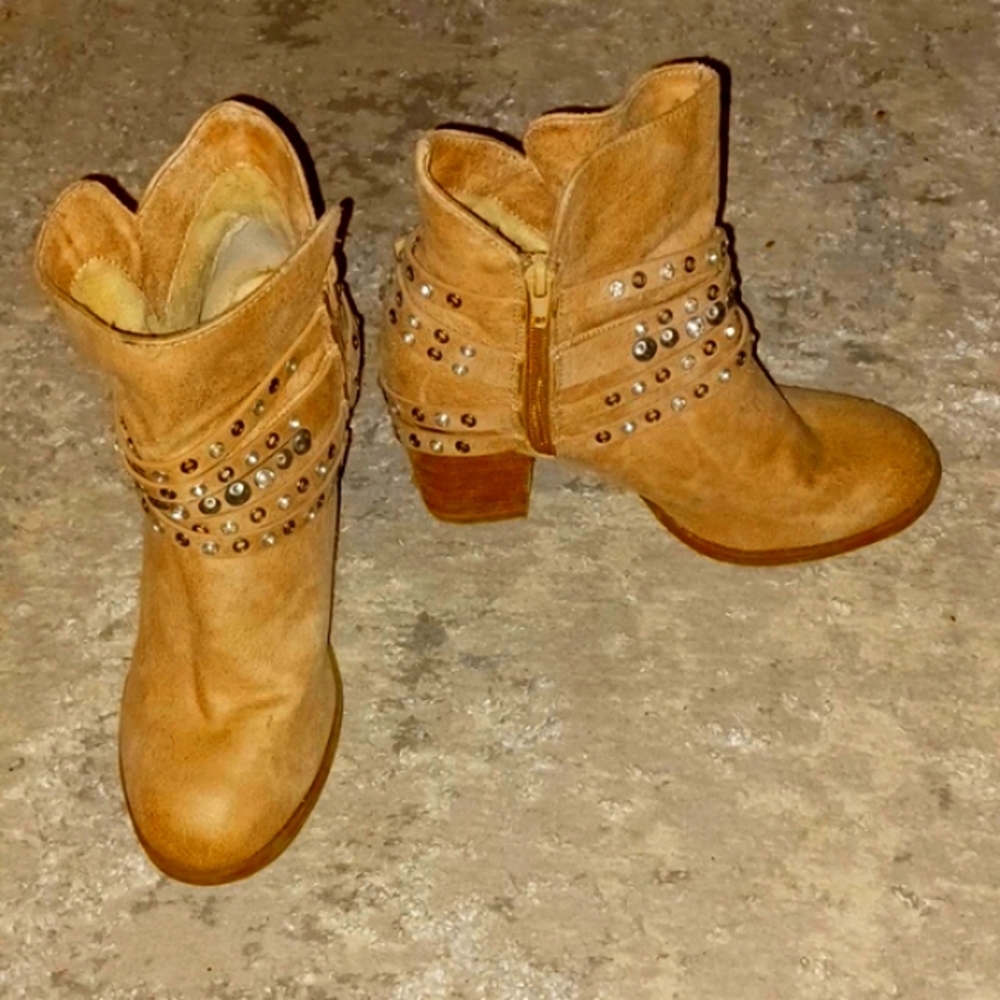 Beige ankle boots